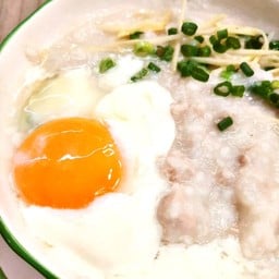 โจ๊กก๋ง โจ๊กข้าวหอมใบเตย (Kng congee)