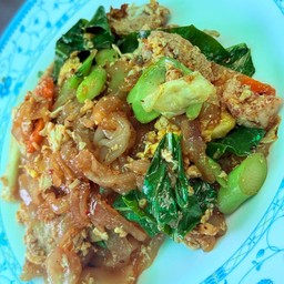 ผัดซีอิ๊ว รสเด็ด