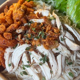 หมี่ไก่ฉีก รัชดา