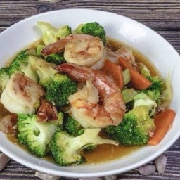 บล็เคโคลี่ผัดกุ้ง(กับข้าว)