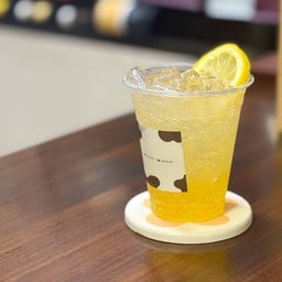 Honey lemon soda