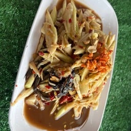 ส้มตำซุ้มแดง หญิงหญิง