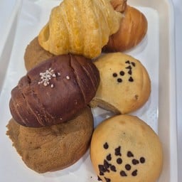 Mr.bun เทสโก้โลตัส พระรามที่ 4