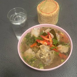 ต้มแซ่บกระดูกหมู