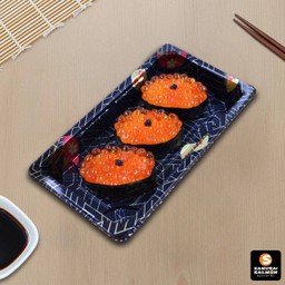 ซูชิไข่ปลาแซลมอน 3 ชิ้น