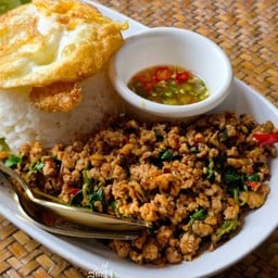 สถานีน้ำยาปู กาดคำเที่ยง | Namyapoo Station Bar & Restaurant