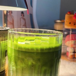 Matcha classic with oat milk ( Culinary Grade )