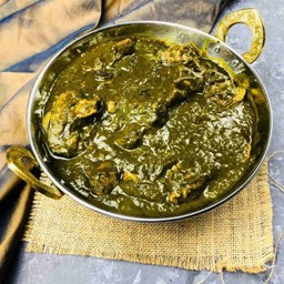 Karahi lamb palak