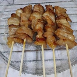 หมูปิ้งโบราณ บ้านนกหวีด ( เปรมฤทัย 2 )