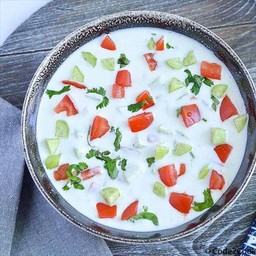 Raita yoghurt