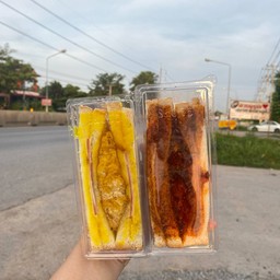 แซนด์วิชหมูหยองโบโลน่า น้ำสลัดโบราณ