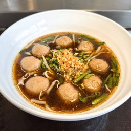 เกาเหลาลูกชิ้นล้วน