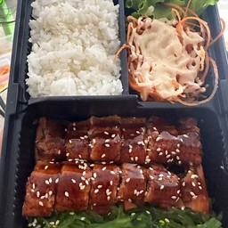 ข้าวอูนางิด้ง