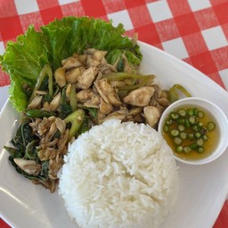 ข้าวราดกะเพราปู