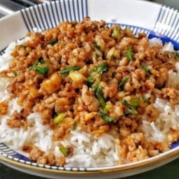 หมูสับผัดพริกเกลือ