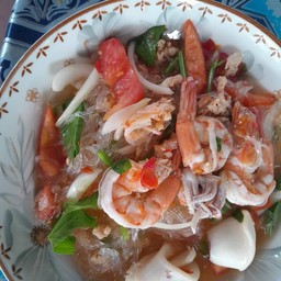 ยำวุ้นเส้นทะเล