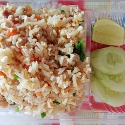 ข้าวผัดหมูสับ