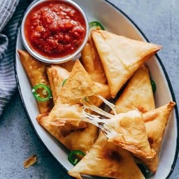 Cheese samosa 2p