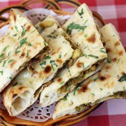 CHICKEN KEEMA NAAN