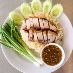 ข้าวมันหมูกรอบ