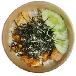 ข้าวไก่ทอด ซอสยากิโซบะ