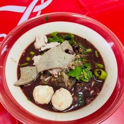 ก๋วยเตี๋ยวเรือ อยุธยา คุณยายสมอ