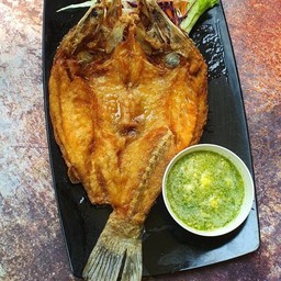 ปลากระพงทอดน้ำปลา