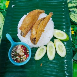 ข้าวหน้าปลาแกะ+ไข่สลิด+น้ำปลาเปรี้ยว