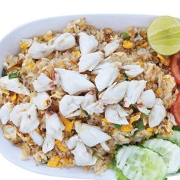 ข้าวผัดปูก้อน(ทานได้ 2-3 ท่าน)