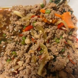 ขายดี กว๋ยเตี๋ยวรสเด็ด