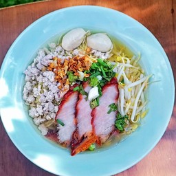 ก๋วยเตี๋ยวน้ำใส