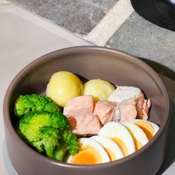 วินเทอร์โบลว์ (อาหารสำหรับน้องหมา)