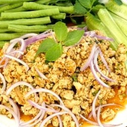 ข้าวลาบไก่ อิสาน