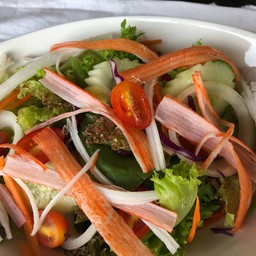 สลัดปูอัด Crab Sticks Salad