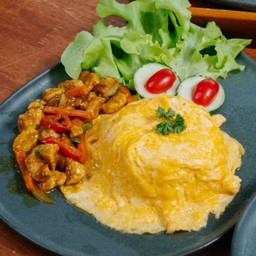 ข้าวไข่ข้นเครื่องแกงไก่