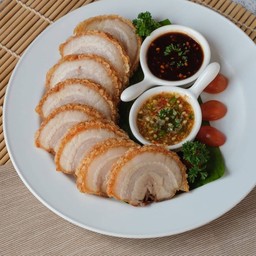 หมูกรอบชาชู