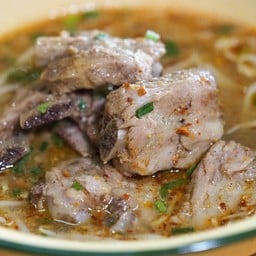 ก๋วยเตี๋ยวต้มยำ นัว นัว บางบัวทอง บางบัวทอง
