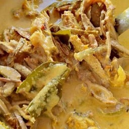 โจโจ้ข้าวราดแกง