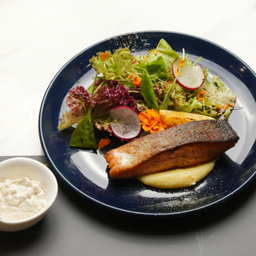สเต็กแซลมอน (Salmon Steak)