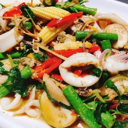 ผัดขี้เมาทะเล