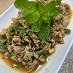 ลาบเนื้อ