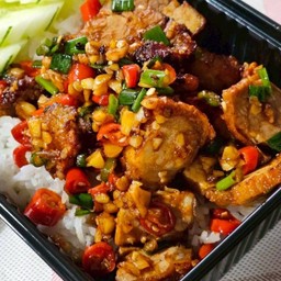 ข้าวสามชั้นคั่วพริกเกลือ