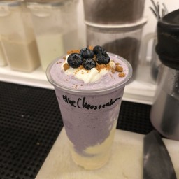 น้ำปั่น บลูเบอรี่ชีสเค้กจ้า (รสมันเป็นโทนหวานเด้อ)