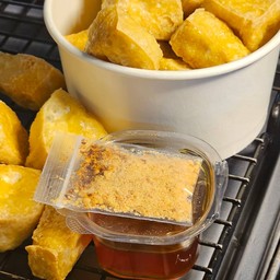 เต้าหู้ทอด น้ำจิ้มเด็ด