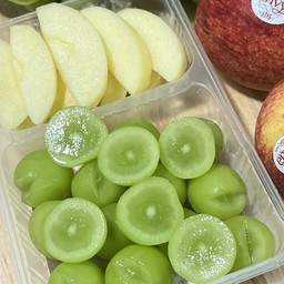 องุ่นไซมัสนกแก้ว+แอปเปิ้ลเอนวี่