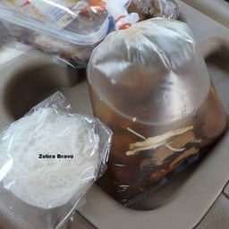 กระเพาะปลา ก๋วยเตี๋ยวหลอด ตลาดพุงกาง