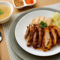 ข้าวผสม 3 อย่าง