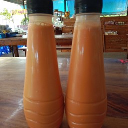 ชานมเย็น + น้ำแข็ง