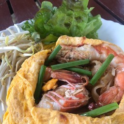 ผัดไทกุ้งสด phad tai