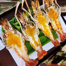 กุ้งแม่น้ำ 4 ตัว